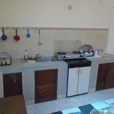 לינה וארוחת בוקר Faina Două Mai